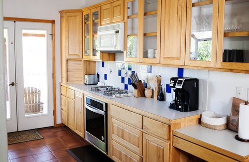 Baker City House | Pet-Friendly Home W/Fenced Backyard Near the Heart of Downtown - Sleeps 6!