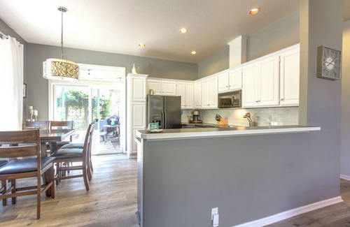 Springfield House | Pet-Friendly Home w/Grill, 2 Mi to Autzen Stadium