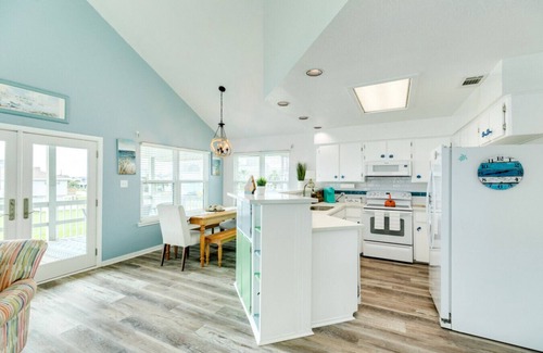 Terramar Beach House | Pet friendly home with canal view