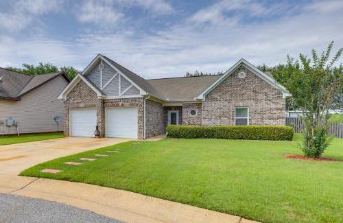 Moundville House | Pet-Friendly Home with Fenced Backyard in Moundville