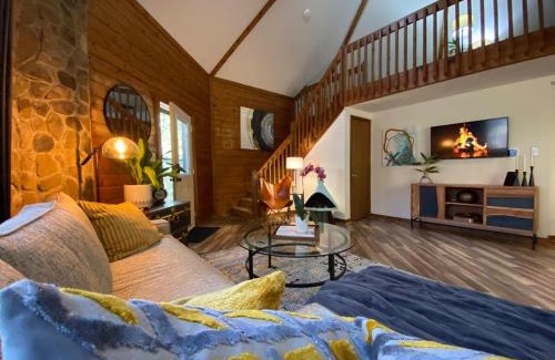 Ellijay House | Pet-Friendly - Hot Tub - Fire Pit - Great Views