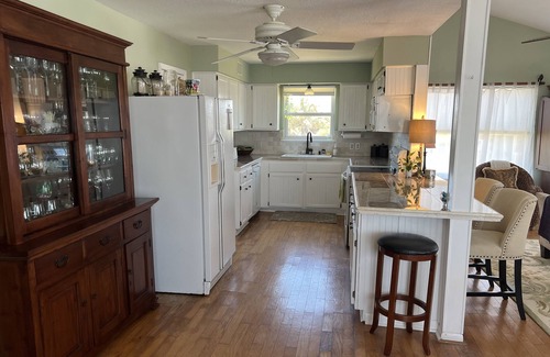 Pirates Beach House | Pet-friendly in Pirates Beach