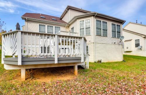 Seabrook House | Pet-Friendly Lanham Getaway with Community Pool!