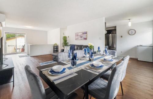 Bobcaygeon Apartment | Pet-Friendly Large 3-Bedroom - Bobcaygeon