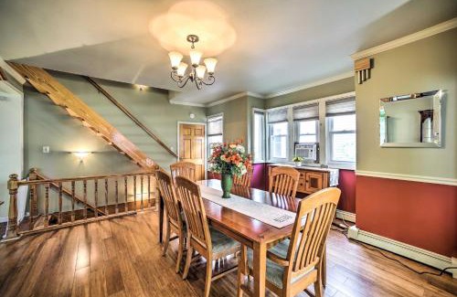 Latham House | Pet-Friendly Latham Retreat about 7 Mi to Albany!