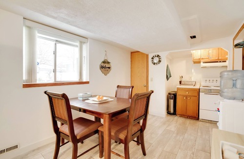 Spring Lake Park Apartment | Pet-Friendly Minneapolis Apt Near Shops & Dining!