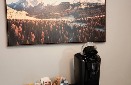 Torbay Apartment | Pet friendly place!nClose to hiking trails, taphouse, coffee shop, local bakery.