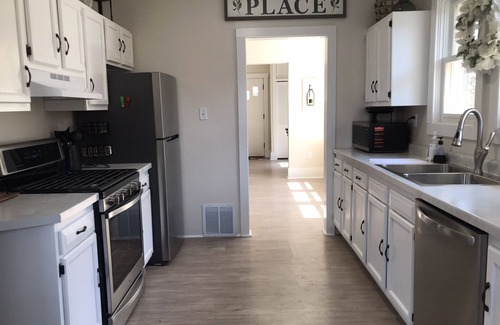 Springfield House | Pet friendly remodeled bungalow home just two blocks from Washington Park.