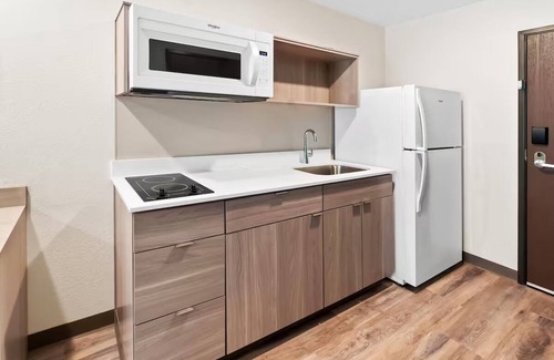 Greenville - Spartanburg Hotel | Pet-Friendly Room Near Falls Park on Reedy and Downtown Greenville Fun