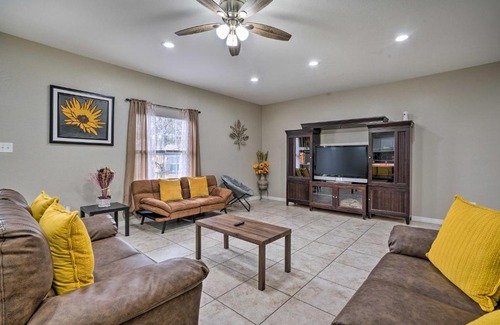 Heritage House | Pet-Friendly San Antonio Home with Yard and Patio!