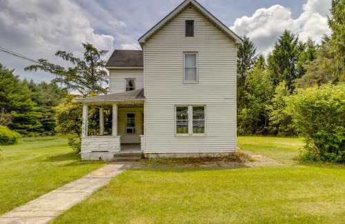 Smithmill House | Pet-Friendly Smithmill Retreat with Hunting On-Site!