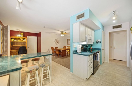 Sun City House | Pet-Friendly Sun City Retreat Near Golf & Shops