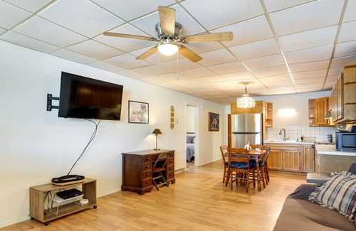 Lake Huntington Apartment | Pet-Friendly Vacation Rental w/ Kayaks & Rowboat!