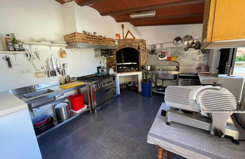 El Vendrell House | Pet-Friendly Villa with Pool