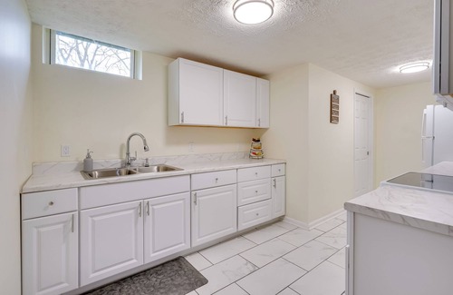 Zanesville Apartment | Pet-Friendly Zanesville Haven w/Game Room!