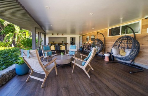 Kahului House | Pet-Lovers Welcome! Near the Enchanting Maui Nui Botanical Gardens!