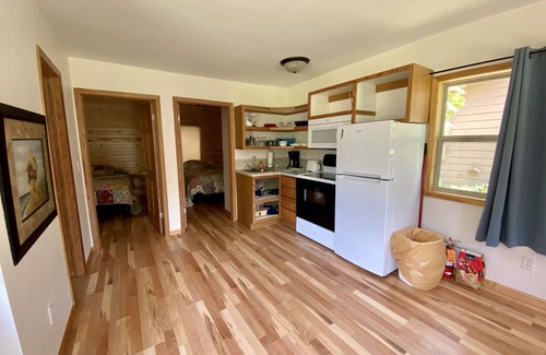 Glenwood Hotel | Peters Sunset Beach Resort