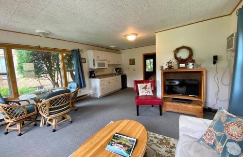 Glenwood Resort | Peters Sunset Beach Resort and Golf