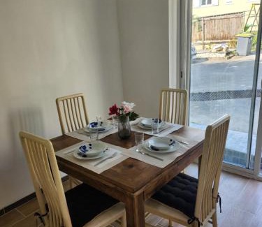 Saint-Pierre-les-Nemours Apartment | Petit appartement de charme