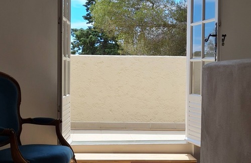 Boulouris-sur-Mer Apartment | Petit Bastidon - 44m2 -1 bedroom upstairs/double bed and 1 sofa bed downstairs