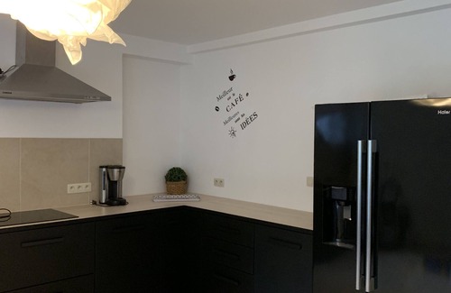 Jumet Apartment | Petit Coin De Paradis