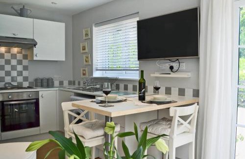 Cuckfield House | Petit Knowle