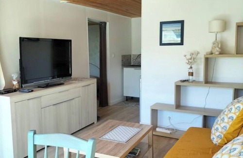 Beaugeay House | Petite Maison à la Campagne Proche de la mer