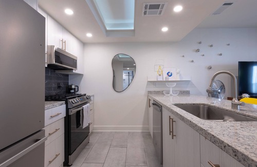 Uptown Design District Condo | Petite RETREAT in Palm Springs