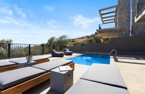 Vizari Villa | Petres Luxury Villas with heated private pool