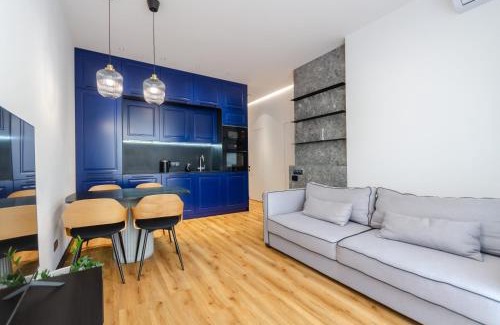 Afanasivsʹkyy Yar Apartment | Petrovdom apartments 4-99 in RC Yaroslaviv Grad, Bulvarno-Kudriavska 17B