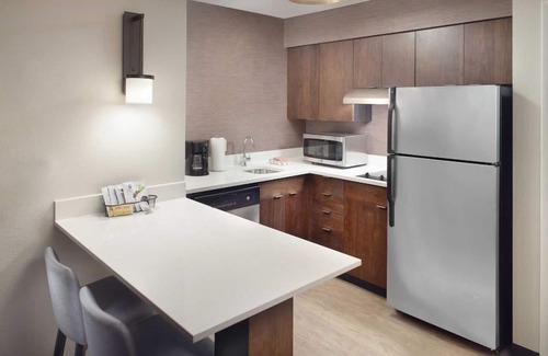 Morrisville Apartment | Pets Allowed! Large Unit w/Full Kitchen & Living Area! Offers FREE Breakfast!
