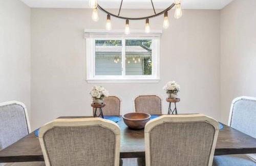 Bay City Apartment | Pets, Big Groups Welcome: HotTub, Firepit, Grill