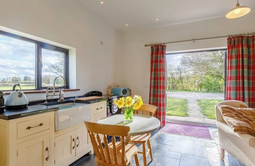 Wymondham Cottage | Pettingalls Farm Cottage
