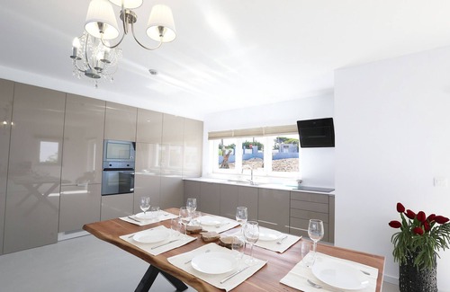Colares Villa | PG Beach House - Luxury Sea Front View