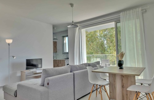 Strovolos Apartment | Phaedrus Living: City Center Residences Emerald