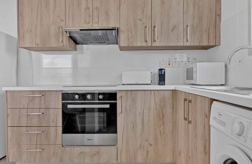 Strovolos Apartment | Phaedrus Living: Eolus Residences Hera