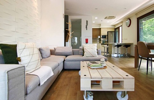 Foini Villa | Phaedrus Living: Forest View Luxury Villa Chantara