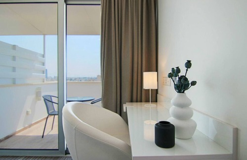 Acropolis Apartment | Phaedrus Living: Luxury Suite Nicosia 508