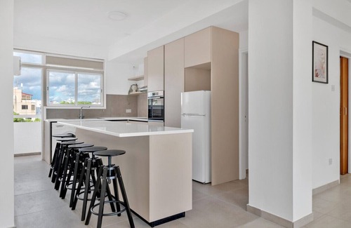 Lykabittos Apartment | Phaedrus Living: Romanou Modern City Center Flat
