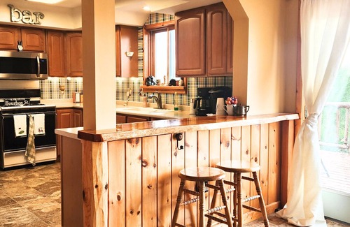 Glennie Cabin | Phantom Pines Lodge | 3-Story, Private Golf Course View