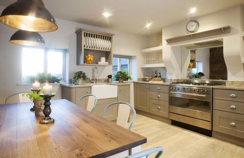 Malpas House | Pheasants Nye privacy but not isolated on Peckforton hills