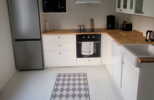 Oulu Apartment | Phenomenal 3-bedroom apartment in Oulu. Pool table, sauna and 2 bathrooms and WC