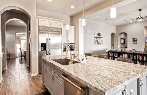 Sonoran Foothills Villa | Phoenix Home with heated pool, desert views & hot tub