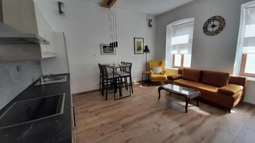 Neulerchenfeld Apartment | Pia's Gardenview