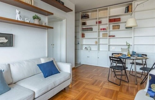 Porta Tenaglia Apartment | Piazzale Biancamano 2 - Cozy and bright apartment with a wiew