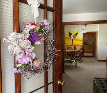 Van Wert House | Picasso's Condo