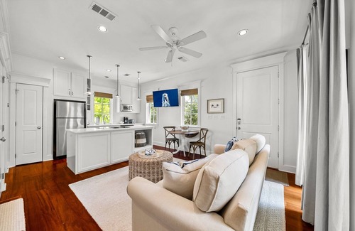 Rosemary Beach House | Piccadilly Carriage House - Couples & Small Families, Free Bikes, 4 RB Pools