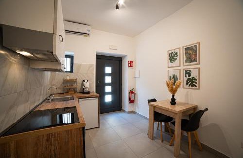 Milazzo House | Piccolina Milazzo Mini Apartment - Casa Vacanze -