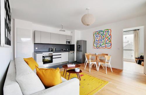 Clichy Apartment | Pick A Flat's Apartments with Terrace in Clichy - Boulevard Jean-Jaures