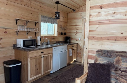 Pickerel House | Pickerel Retreat - Cabin 2